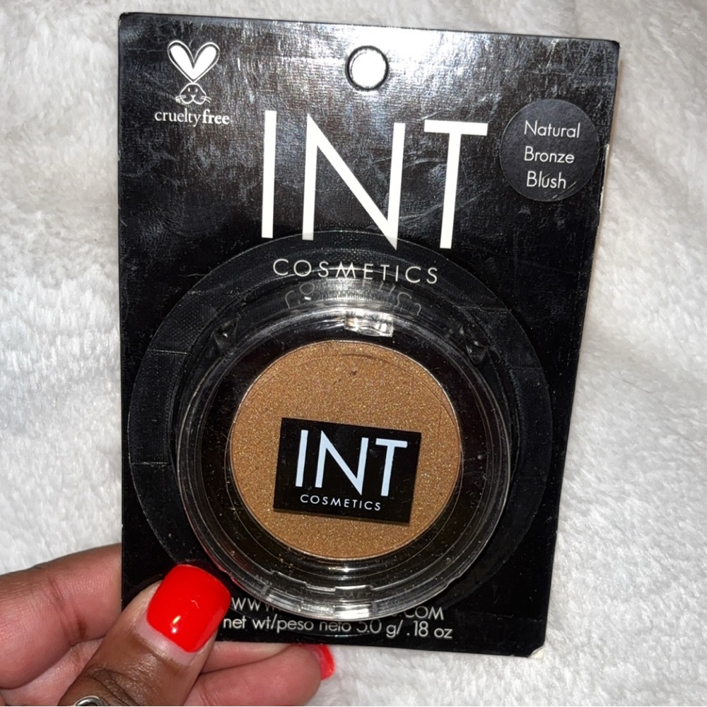 INT Cosmetics Blush Natural Bronze